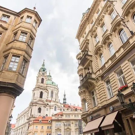 Charles Bridge Tower / Castle View Апартаменты *